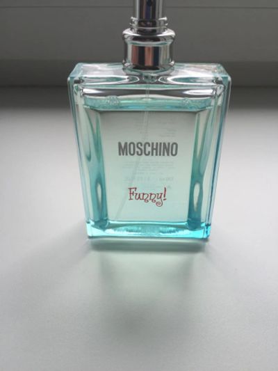 Лот: 7313441. Фото: 1. Туалетная вода Moschino Funny... Женская парфюмерия