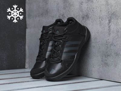 Лот: 12636172. Фото: 1. Кроссовки Adidas Daroga. Кеды, кроссовки, слипоны