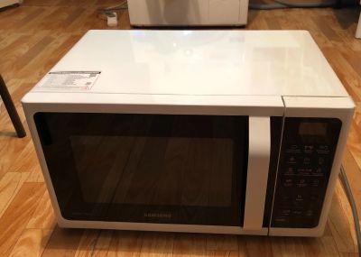 Лот: 18200383. Фото: 1. Микроволновая печь Samsung MC28H5013AW. Микроволновки, мини-печи