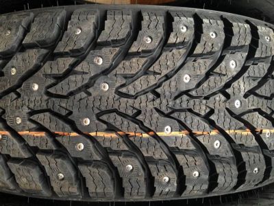 Лот: 18309994. Фото: 1. 205 55 16 (205/55R16) Nokian Hakkapeliitta... Шины