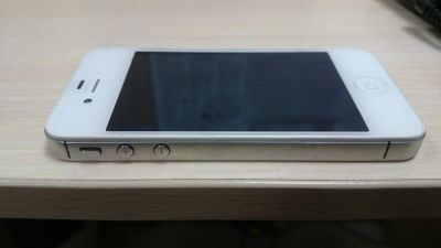 Лот: 7179762. Фото: 1. iPhone 4s 32Gb. Смартфоны