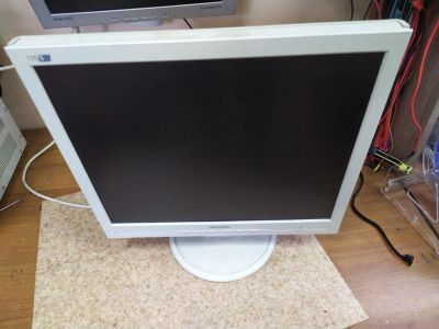 Лот: 17964673. Фото: 1. Монитор philips a3km140 17 VGA. ЖК-мониторы
