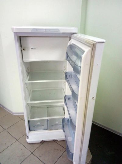 Лот: 9121128. Фото: 1. Продам холодильник бирюса 237-kf... Холодильники, морозильные камеры