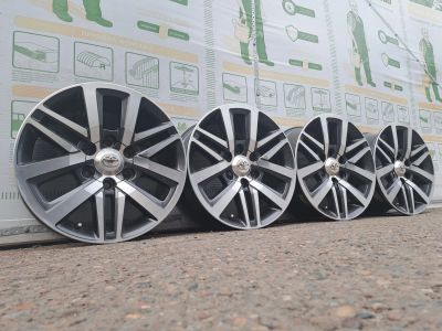 Лот: 25885778. Фото: 1. Комплект Оригинальных Литых дисков... Диски