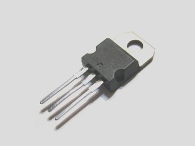 Лот: 22029265. Фото: 1. L7808CV, микросхема, стабилизатор... Микросхемы