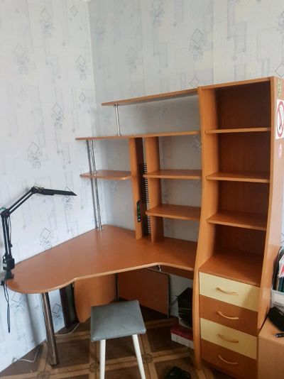 Лот: 11749455. Фото: 1. Компьютерный стол - шкаф. Компьютерные и письменные столы