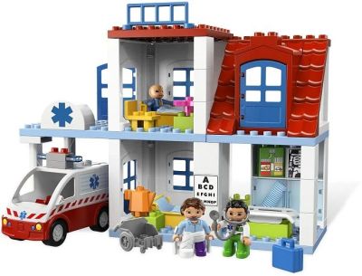 Лот: 15087839. Фото: 1. Лего Дупло "Больница" Lego Duplo. Конструкторы