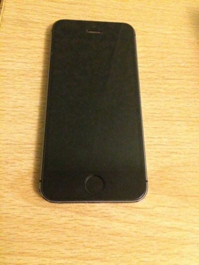 Лот: 10900965. Фото: 1. iPhone 5s 16gb. Смартфоны