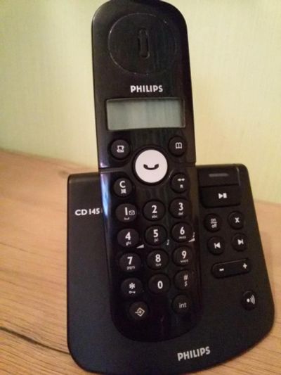Лот: 8286990. Фото: 1. Телефон Philips cd145 с встроенным... DECT и радиотелефоны
