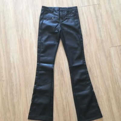 Лот: 7841758. Фото: 1. новые Кожаные штаны Bershka. Брюки, шорты