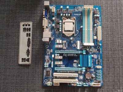 Лот: 17894695. Фото: 1. Gigabyte GA-B75-D3V. Материнские платы
