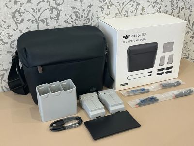 Лот: 25206733. Фото: 1. Dji mini 3/4 Pro Fly more Kit... Квадрокоптеры