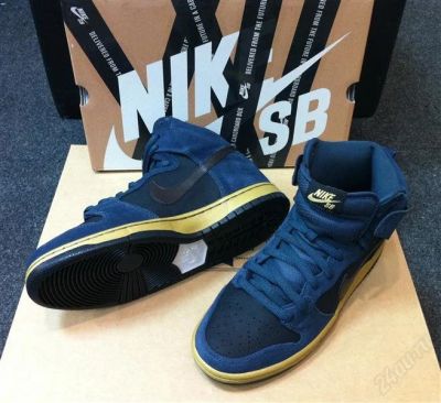 Лот: 1818414. Фото: 1. Nike SB Dunk High Pro. Кеды, кроссовки, слипоны