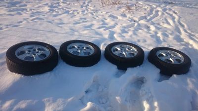 Лот: 8325679. Фото: 1. Шины зимние 2 x Goodyear + 2 x... Шины