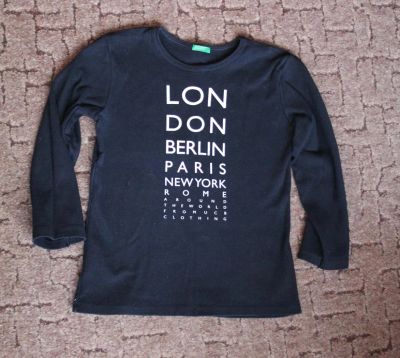 Лот: 6788721. Фото: 1. Тонковка Benetton. Обмен возможен. Свитера, худи, толстовки