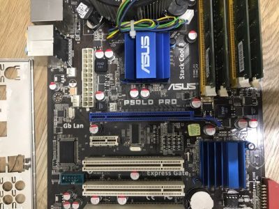 Лот: 10585820. Фото: 1. Комплект Intel Core 2 Quad Q9400... Комплекты запчастей