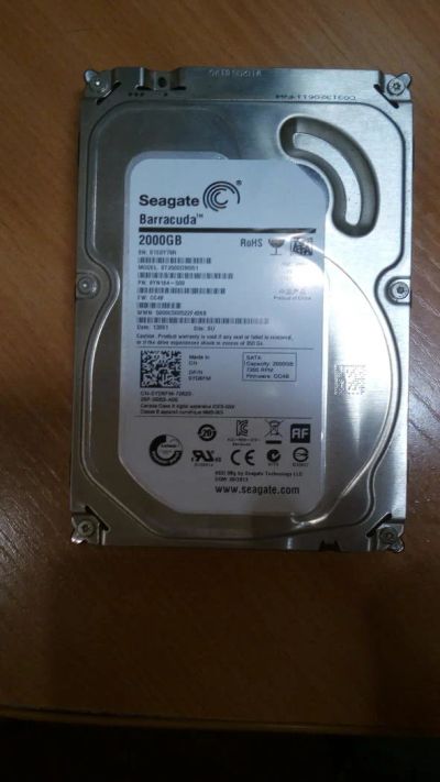 Лот: 10058832. Фото: 1. Жесткий диск HDD 2 TB Seagate... Жёсткие диски (HDD)