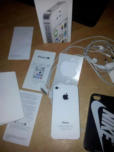 Лот: 8831038. Фото: 1. iphone 4s. Смартфоны