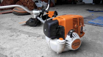 Лот: 4757620. Фото: 1. Газонокосилка Stihl FS 90. Ручные орудия труда