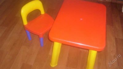 Лот: 2000801. Фото: 1. Стол со стульчиком. Столики, стулья, парты