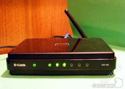 Лот: 2104541. Фото: 1. D-LINK DIR-300/NRU B3. Маршрутизаторы (роутеры)