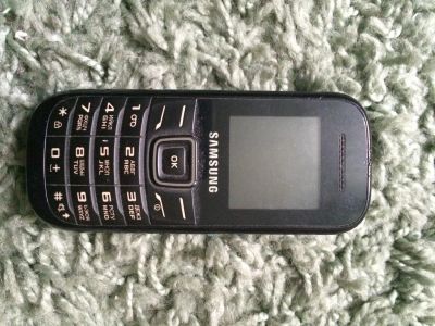 Лот: 8036846. Фото: 1. Samsung gt-e1200m. Кнопочные мобильные телефоны
