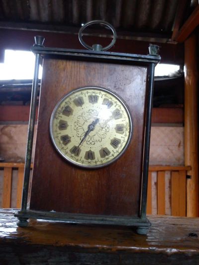 Лот: 4704247. Фото: 1. продам обменяю старинные часы... Оригинальные наручные часы
