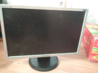Лот: 14799264. Фото: 1. Монитор Samsung 923NW. ЖК-мониторы