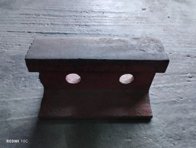 Лот: 25760851. Фото: 1. наковальна (рельс). Ручной инструмент
