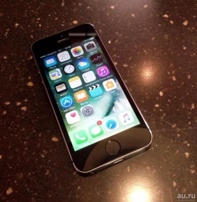 Лот: 9283734. Фото: 1. iPhone 5s 16gb.Полный комплект. Смартфоны