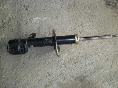 Лот: 3972590. Фото: 1. Стойка Nissan March K12 перед... Ходовая, подвеска, рулевое управление