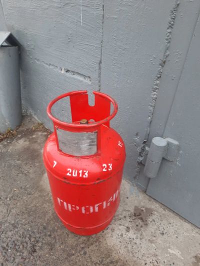 Лот: 16761939. Фото: 1. Газовый баллон 27 л. Клапан, полный... Баллоны, газ в баллонах