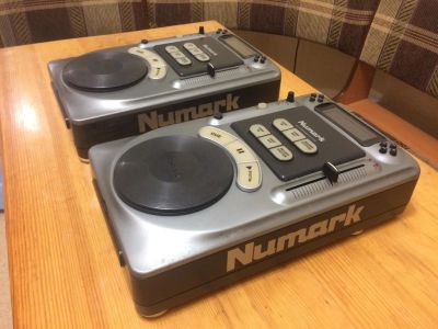 Лот: 9606817. Фото: 1. CD проигрыватели Numark AXIS4. CD-проигрыватели и чейнджеры
