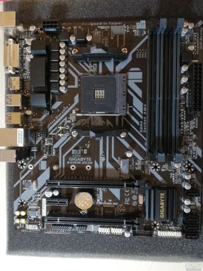 Лот: 13617127. Фото: 1. Материнская плата Gigabyte B450M... Материнские платы