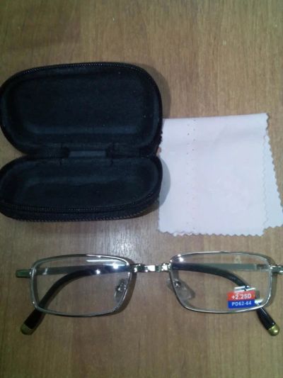 Лот: 9301238. Фото: 1. Очки складные для чтения с диоптриями... Очки