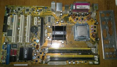 Лот: 9044446. Фото: 1. матаринка soc-775 Asus P5LD2 SE... Материнские платы