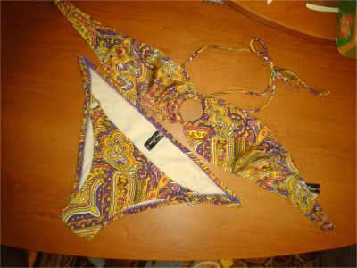 Лот: 9350183. Фото: 1. Купальник Бюсты 75А. Нижнее бельё