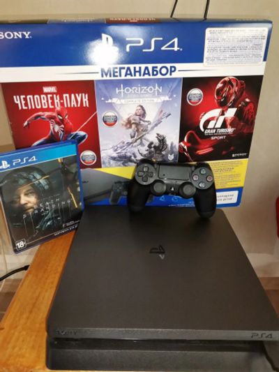 Лот: 17084443. Фото: 1. Ps4 slim 1000gb. Игры для консолей
