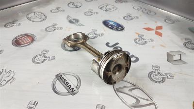 Лот: 23591470. Фото: 1. Поршень с шатуном Honda Fit L13B... Двигатель и элементы двигателя