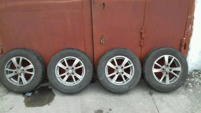 Лот: 9521699. Фото: 1. Шины на дисках летние 185/70 r14. Шины на дисках
