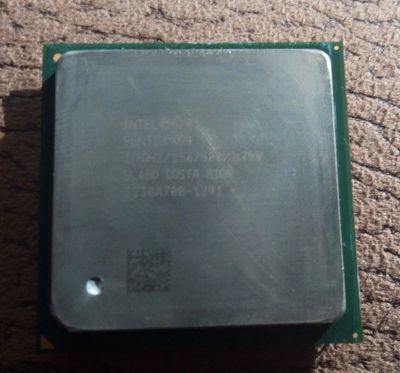 Лот: 10574642. Фото: 1. Процессор Intel pentium 1,7GHZ... Процессоры