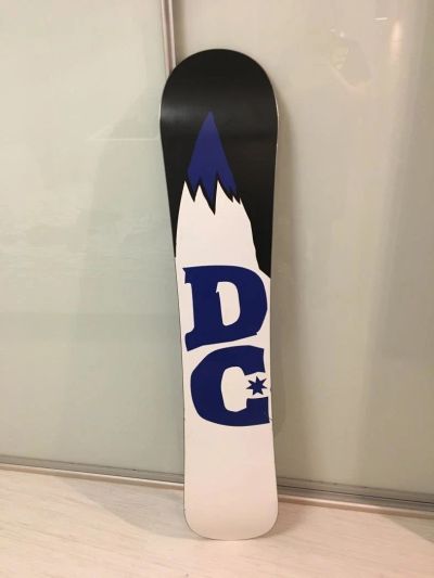 Лот: 11073230. Фото: 1. Сноуборд DC Focus 159W. Сноуборды