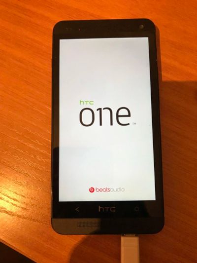 Лот: 11018819. Фото: 1. Htc one m7 dual sim black. Смартфоны