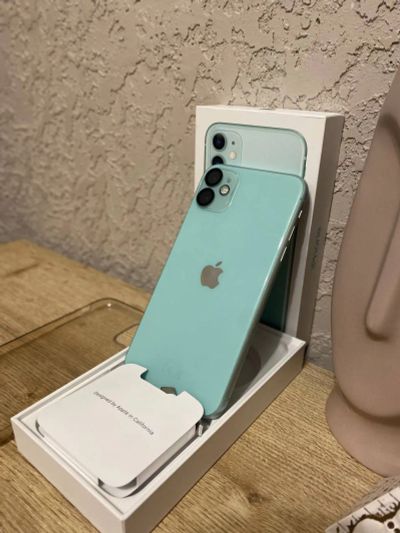 Лот: 21249805. Фото: 1. iPhone 11 64Gb. Полный комплект... Смартфоны