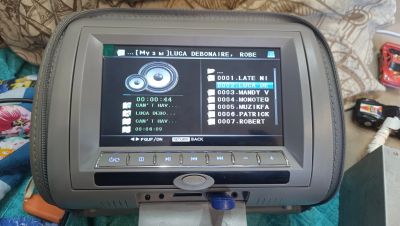Лот: 21769064. Фото: 1. Подголовнтк с монитором. Мониторы, DVD