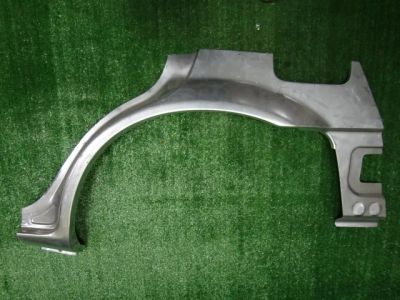 Лот: 19518294. Фото: 1. Крыло заднее левое Mazda Familia... Кузов