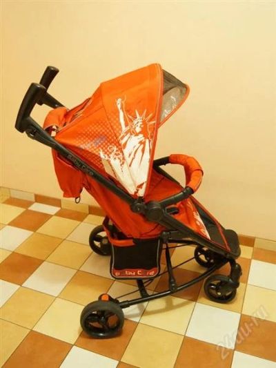 Лот: 2899427. Фото: 1. Прогулочная коляска Baby Care... Коляски