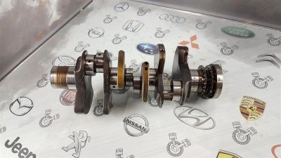 Лот: 23591568. Фото: 1. Коленвал Audi A6 BDW 06E105101G. Двигатель и элементы двигателя