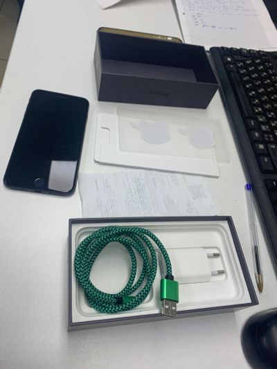 Лот: 19886545. Фото: 1. iphone 8 plus 64gb. Смартфоны