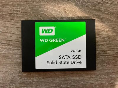 Лот: 19682771. Фото: 1. SSD WD Green 240GB. SSD-накопители
